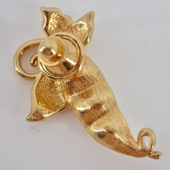 Vintage Textured Gold Tone Faux Pearl Peas In A Pod Fashion Lapel Pin 1.60 Inch - Picture 3 of 6